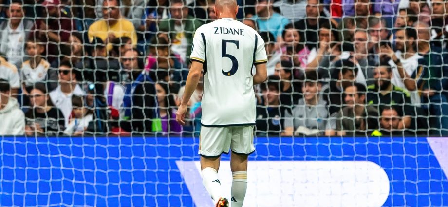 Zidane kishte një kontratë mjaft të vecantë me Real Madrid