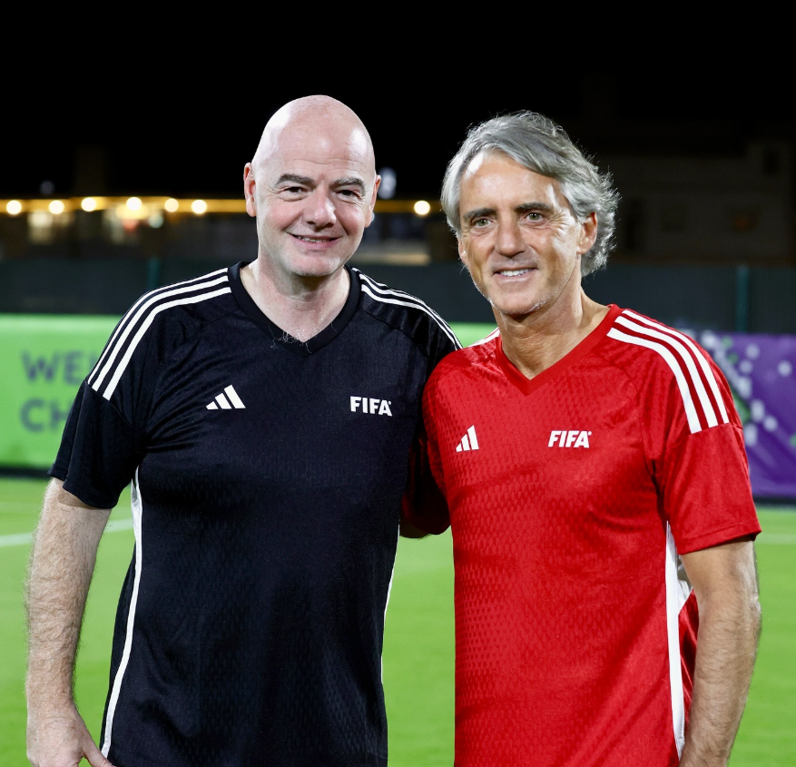 Mundësia e teknikut italian për drejtimin e United