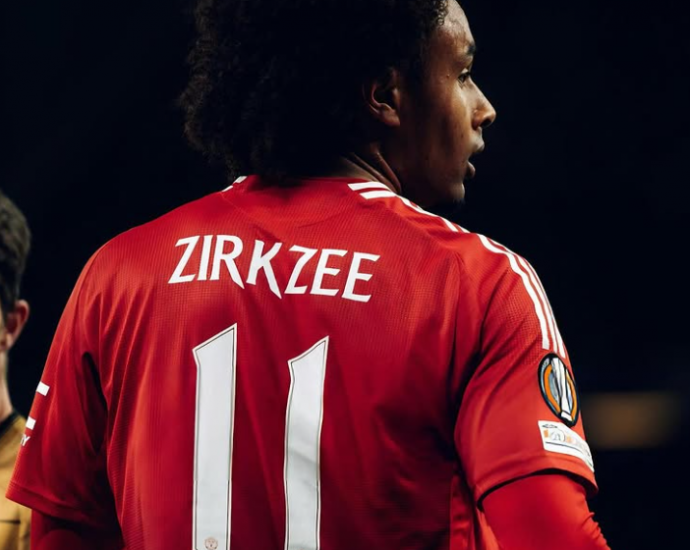 Zirkzee, i bindur për një kalim në Serinë A