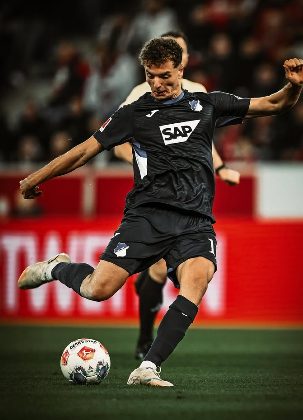 Fisnik Asllani nxit interesimin e Bayern Munich