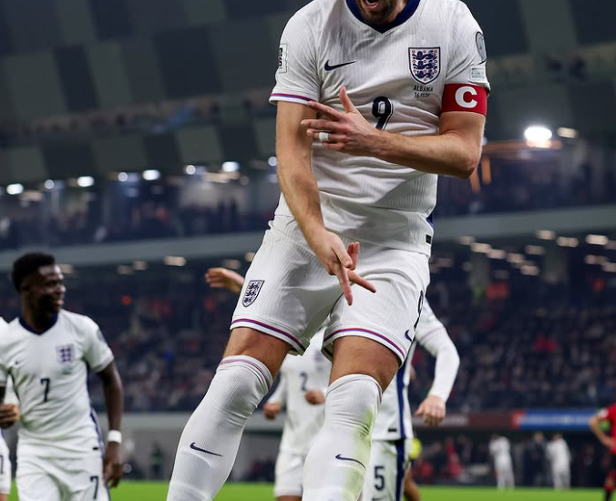 Kane thyhen në Tiranë rekordin e Pele