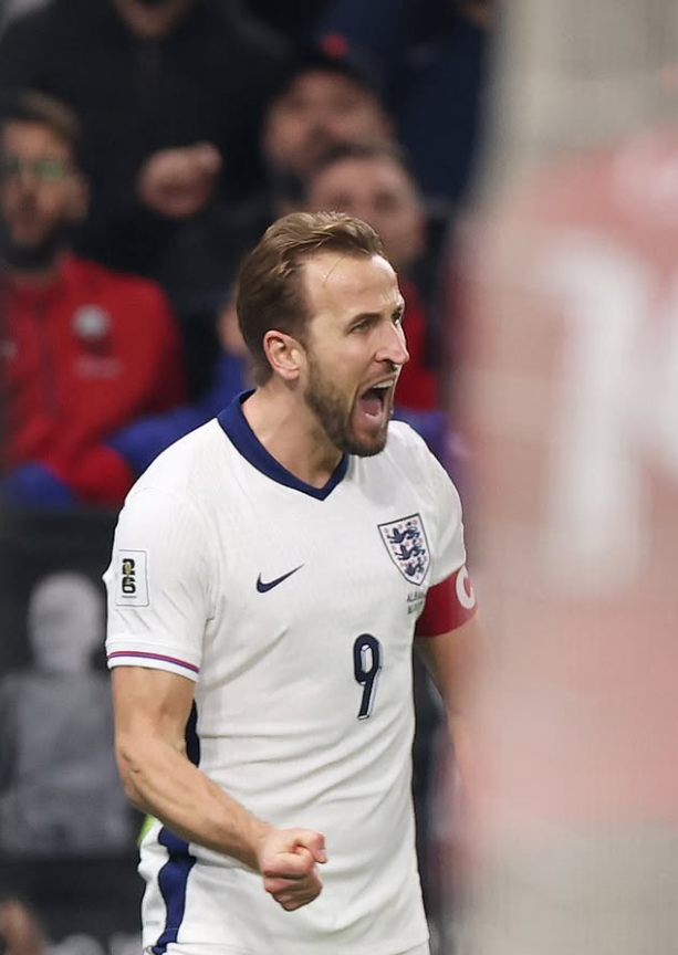 Kane thyhen në Tiranë rekordin e Pele