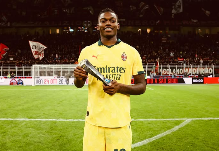 Leao pa një kontratë, Milan I vendos një cmim