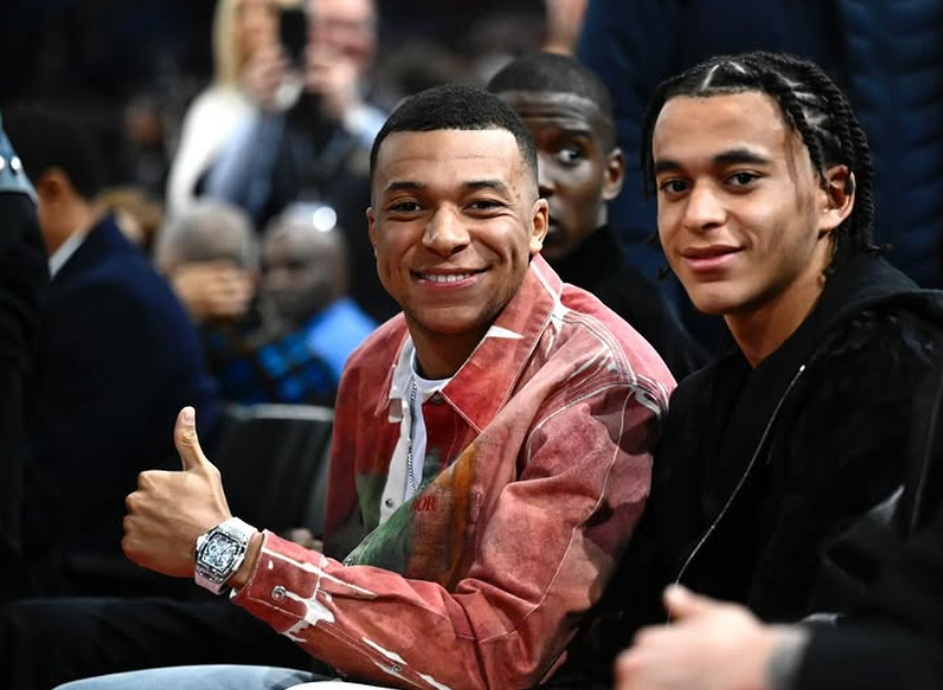 Mbappe mund të luajë në Algjeri, Federata në ndjekje të tij