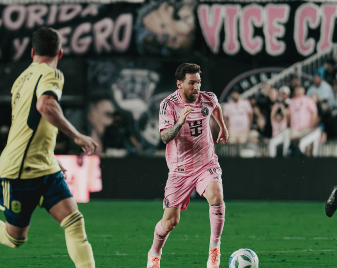 Messi ende larg pensionit të tij, synon qëndrim