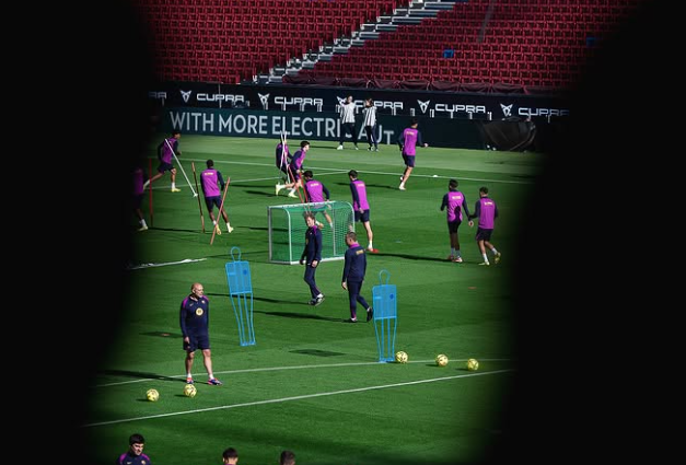 Sulmuesi anglez kërkon të bashkohet me Barcelonën