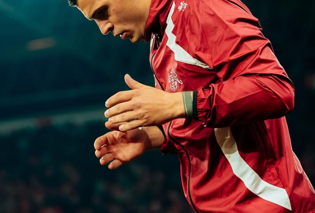 Xhaka, nuk beson në ‘’mrekullinë e Kosovës’’