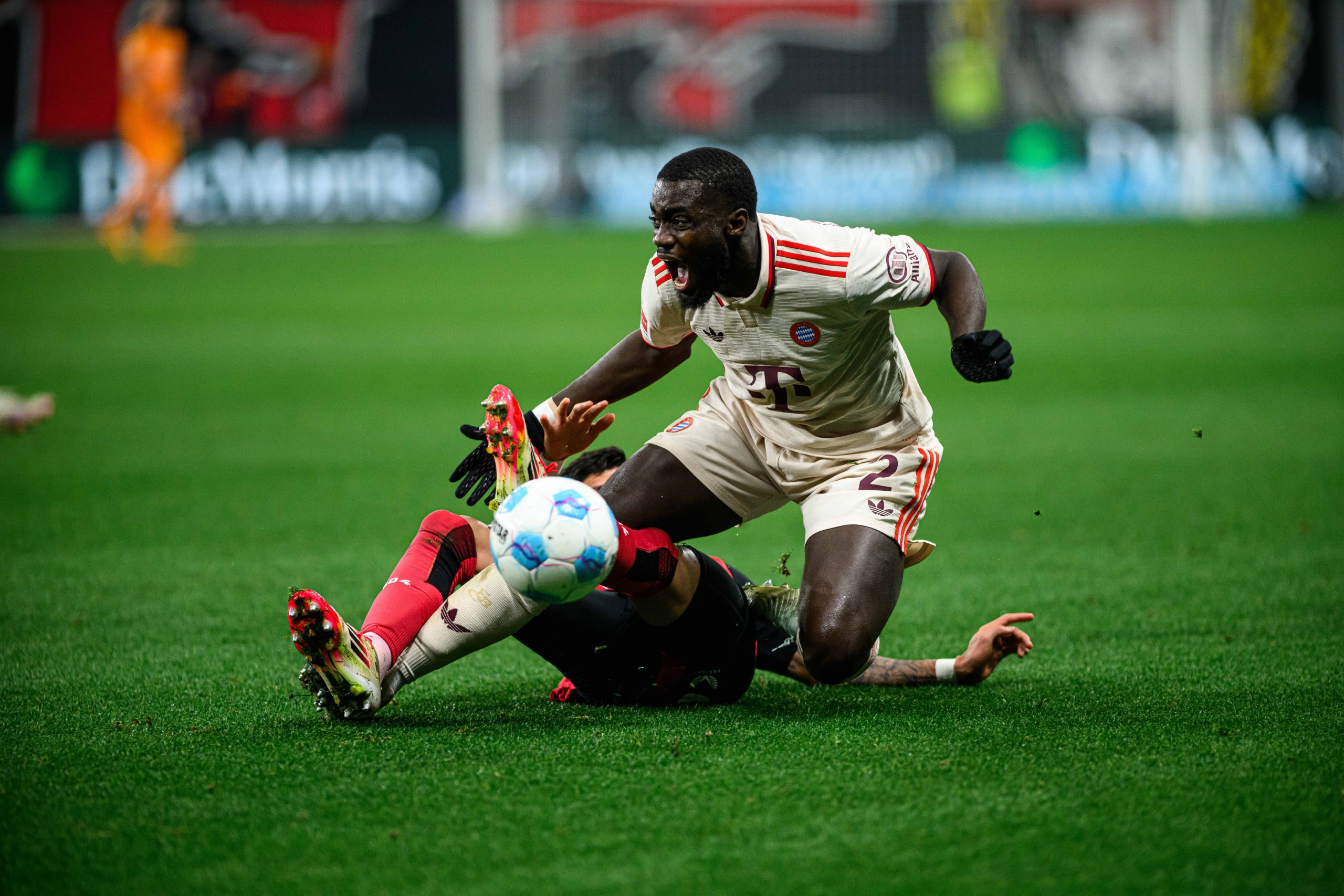 Interesi I lartë ndaj tij, shtyn Upamecano për një bonus më të lartë