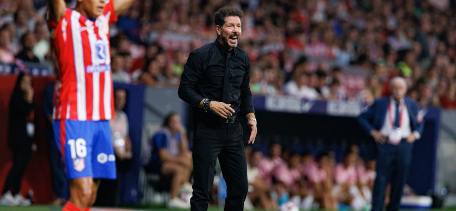 Diego Simeone thyen rekordin ndaj Barcelonës