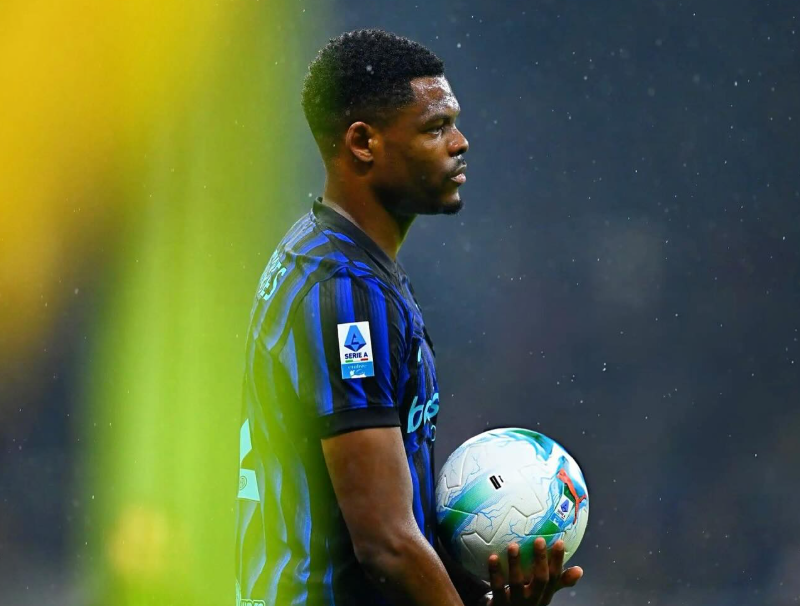 Ofertat për Dumfries ndezin alarmin në Inter