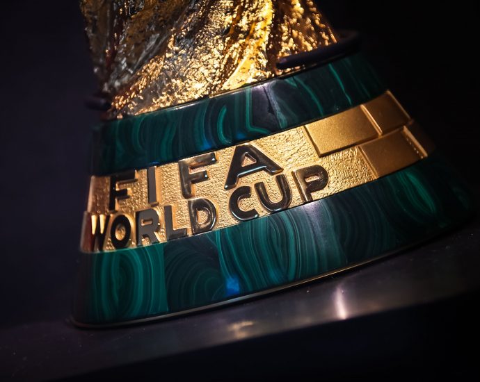 FIFA, propozon ndryshimin e rri ndeshja do te ketë katër pjesë