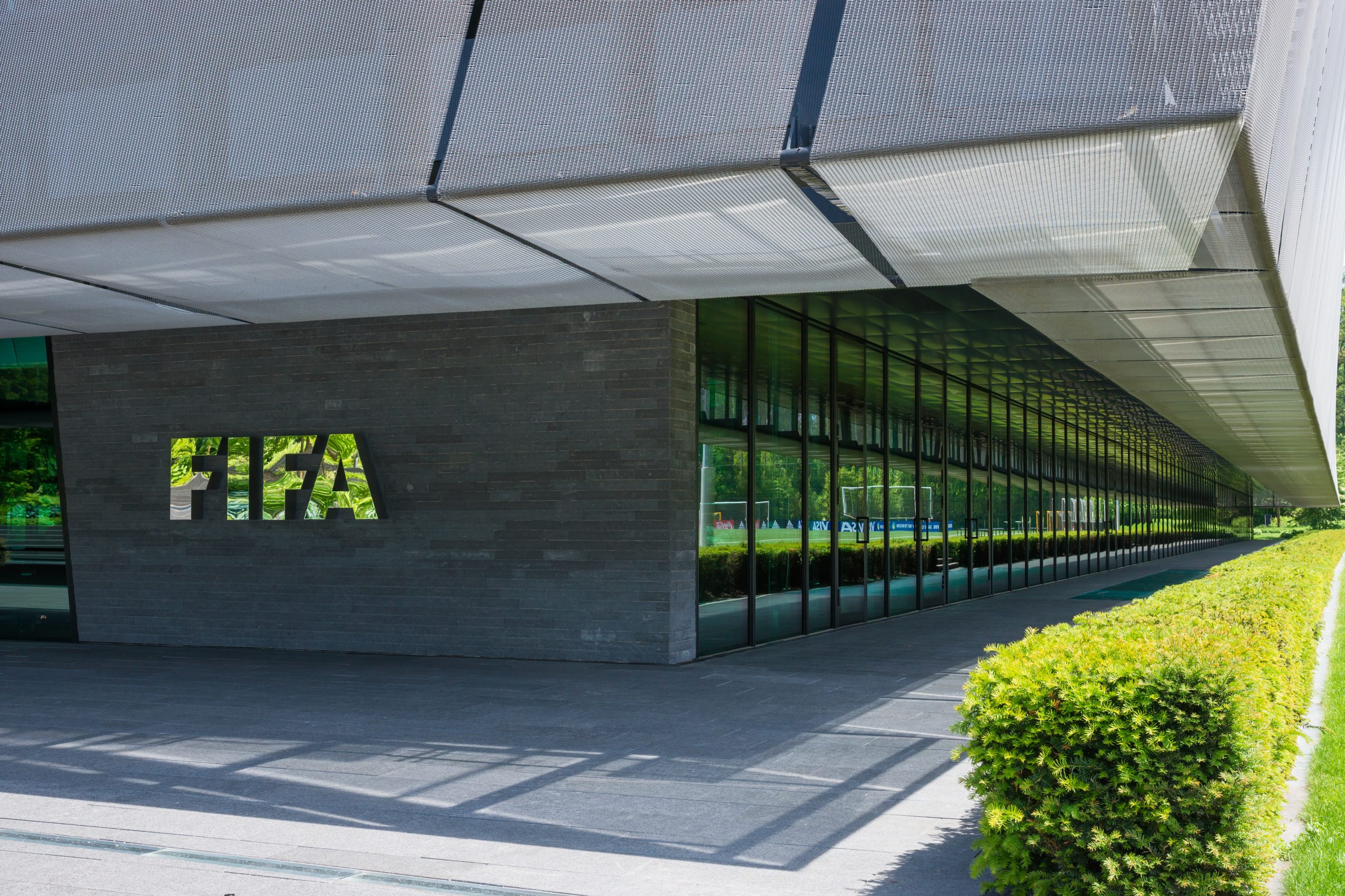 FIFA, propozon ndryshimin e rri ndeshja do te ketë katër pjesë