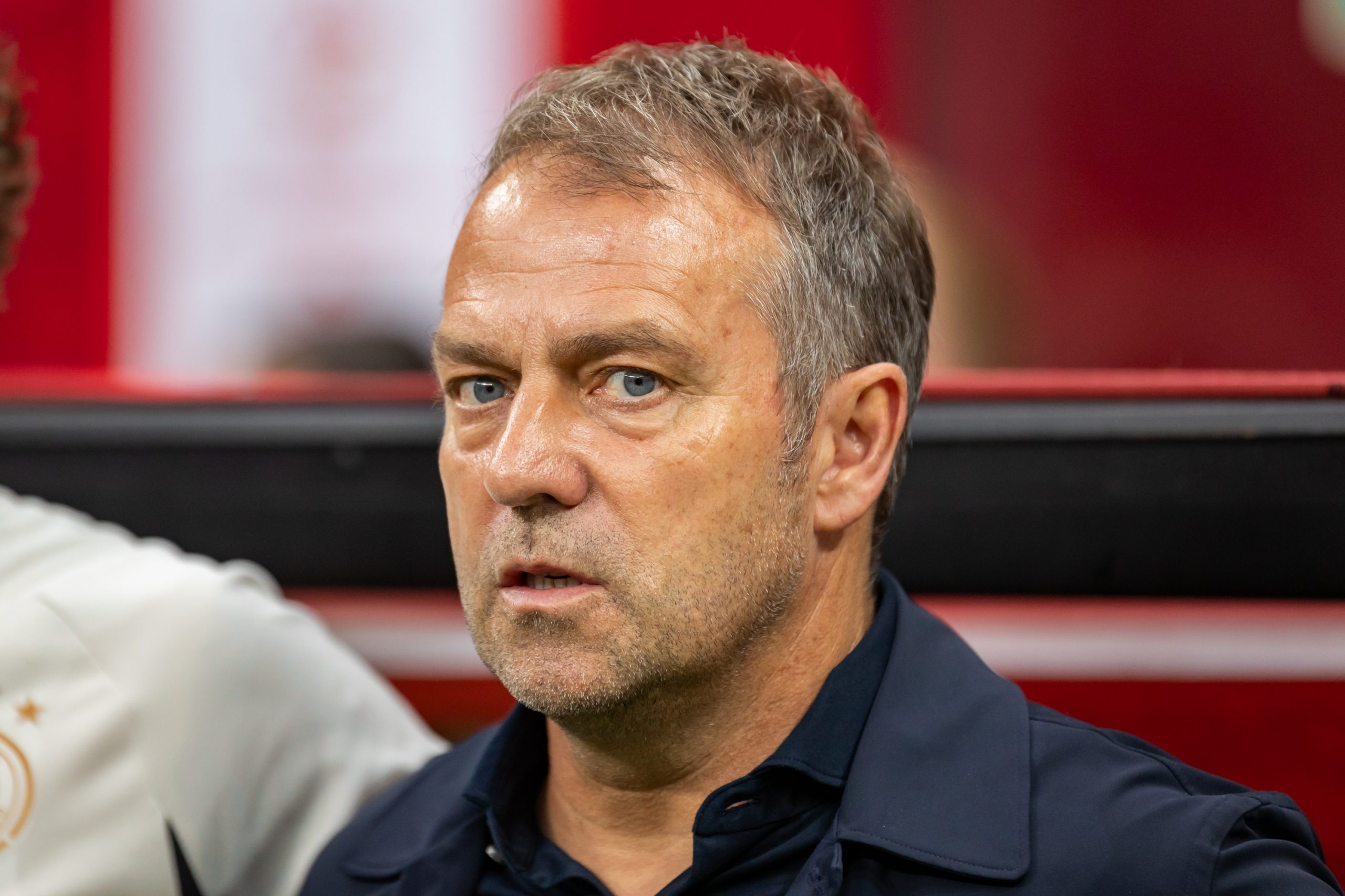 Barcelona kërkon më tej blindimin e Flick