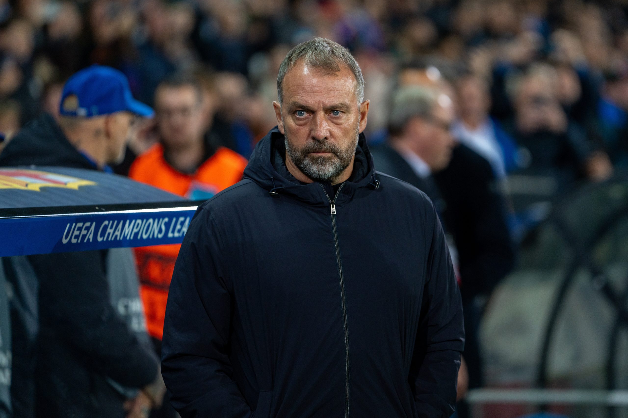 Barcelona kërkon më tej blindimin e Flick