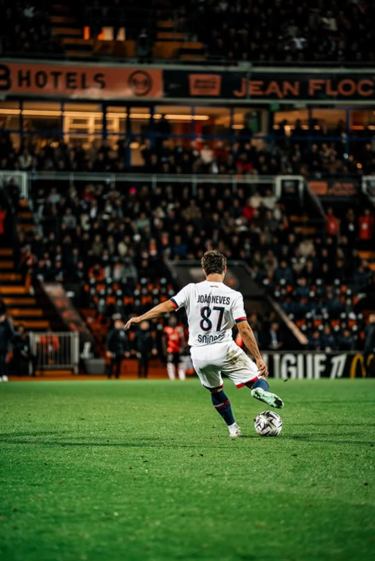 Joao Neves vendos një rekord të ri, thyen CR7