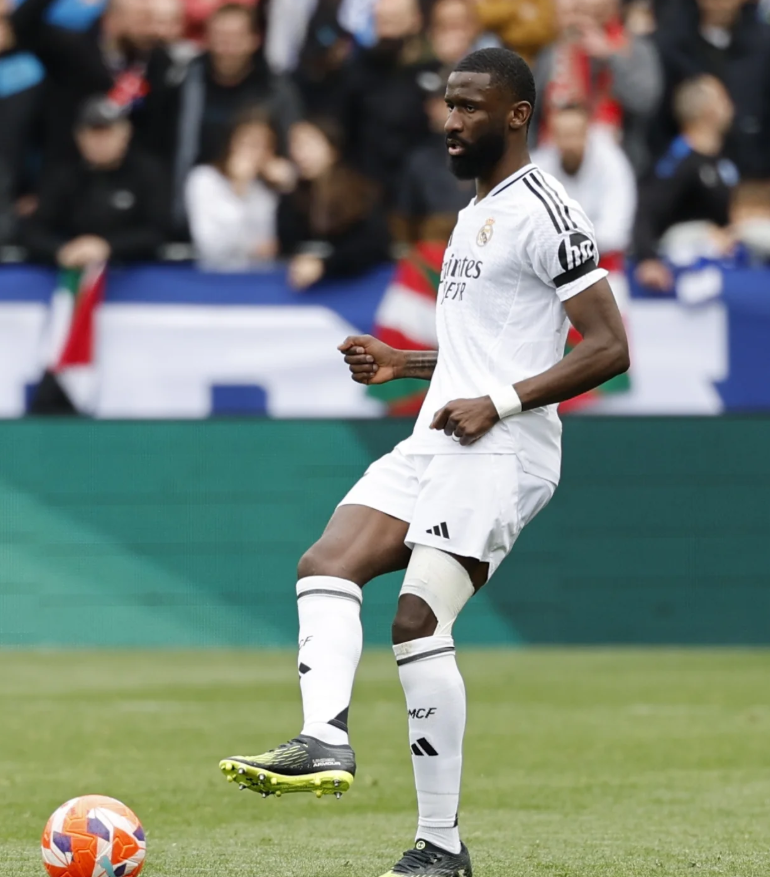 Rikthimi I Rudiger mund të jetë sërisht Anglia