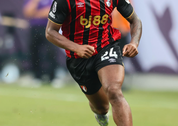 Lëndimi I Isakut lidh më tej afrimin e Semenyos