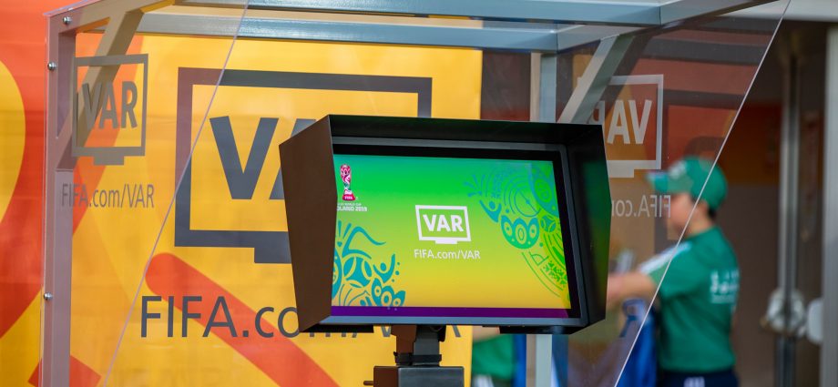 VAR, do të ketë më shumë autoritet në Kupën e Botës 2026