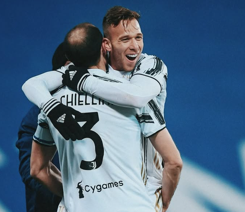 Juventus, përfiton 20 milion nga dy lojtarët "e harruar"